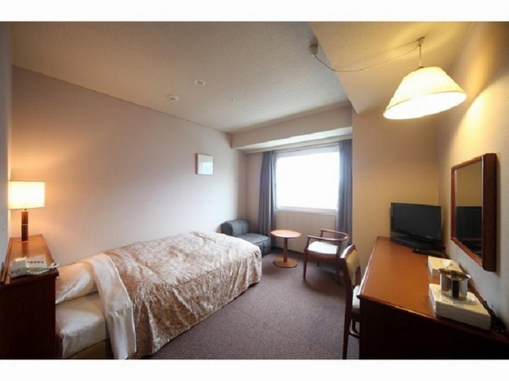Hotel Crown Hills Takefu Echizen  Экстерьер фото