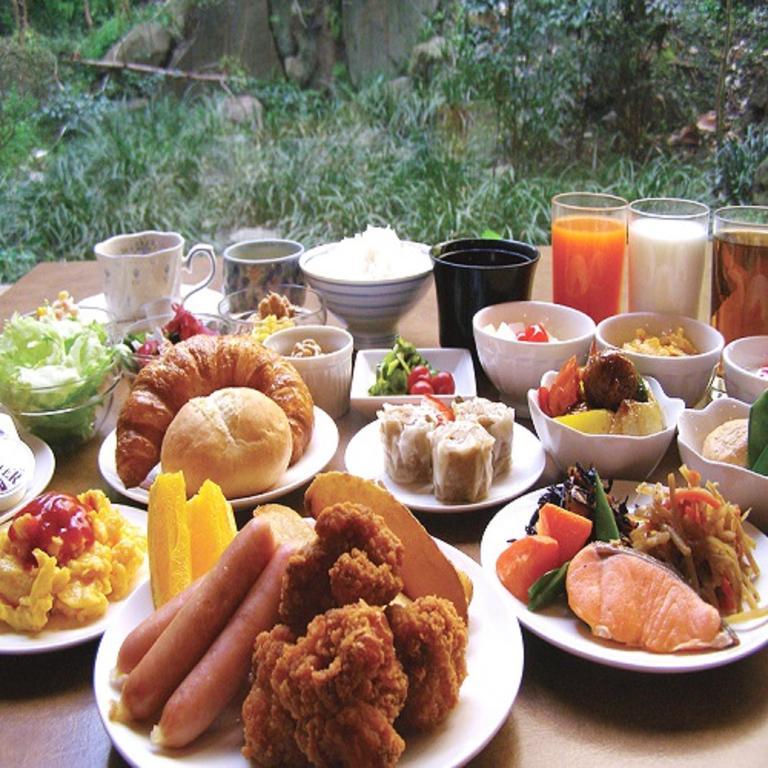 Hotel Crown Hills Takefu Echizen  Экстерьер фото